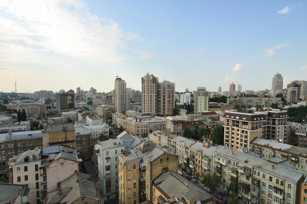 Botanic Saksaganskogo Apartment Kiev Bagian luar foto